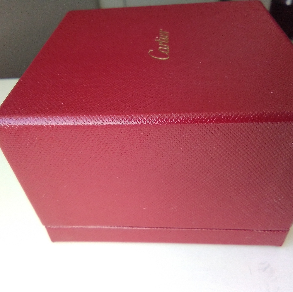 Authentic Cartier gift box (empty) - Picture 3 of 7